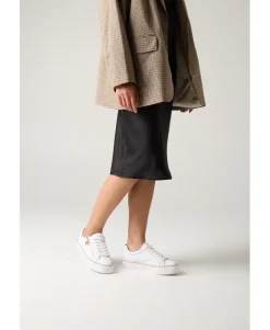 Pulse Zip Sneaker