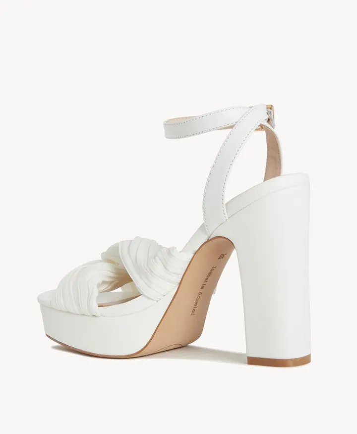 Rumi Sandal