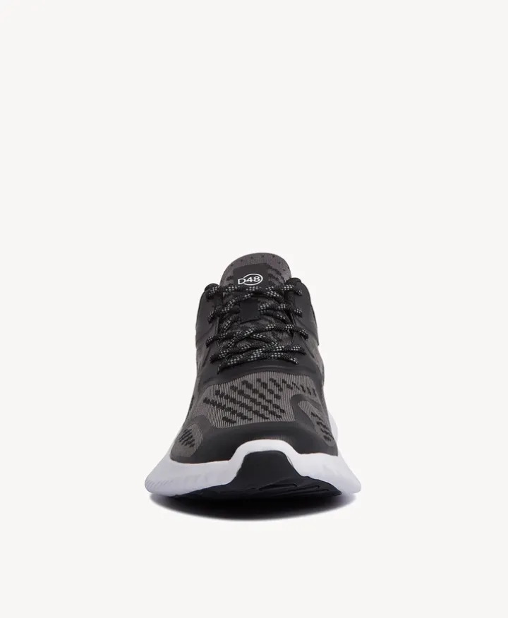 Ryder Sneaker
