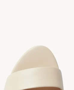 Saloon Heel