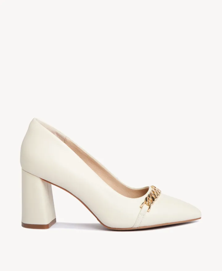 Samantha Wide Heel