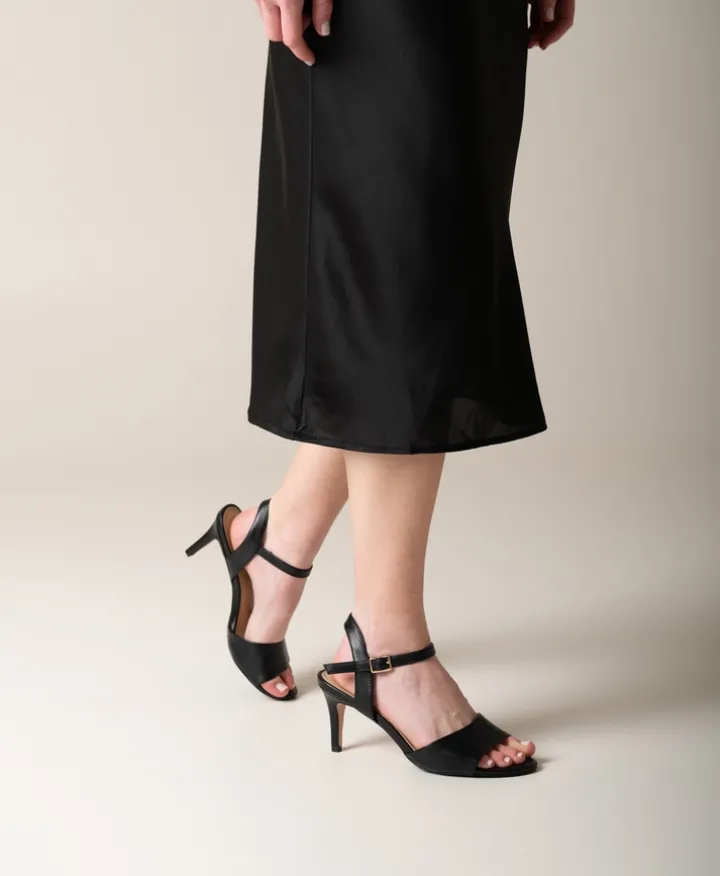 Saturn Slingback Heel