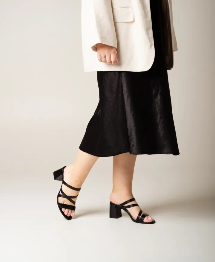 Seine Wide Sandal