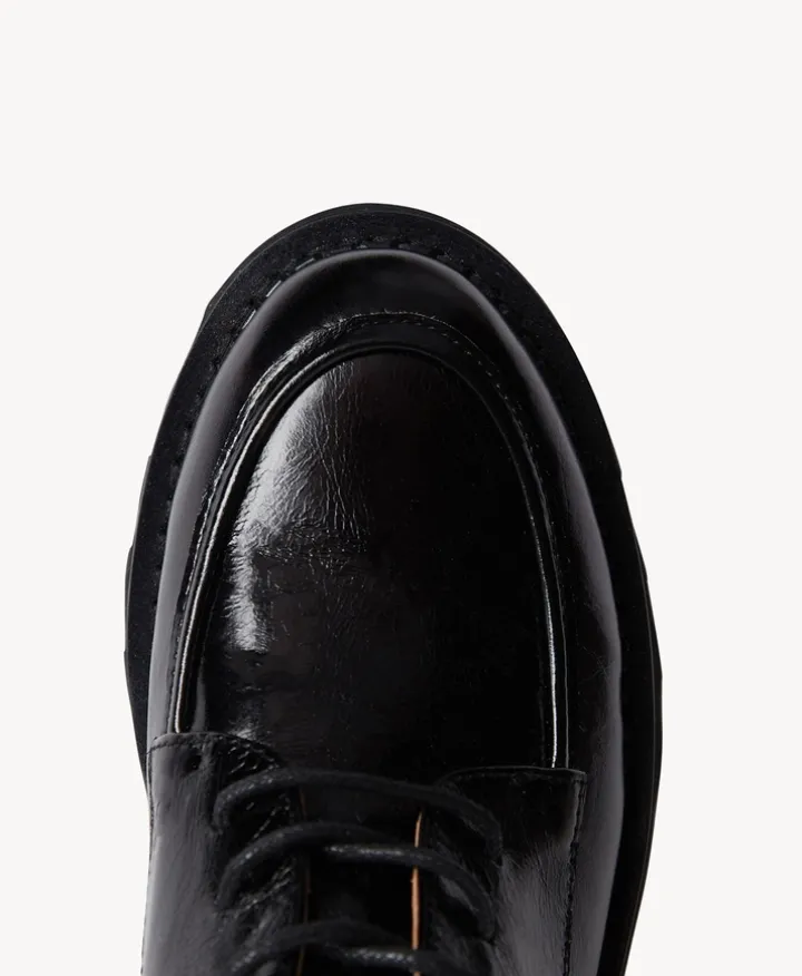 Sheryl Lace Up