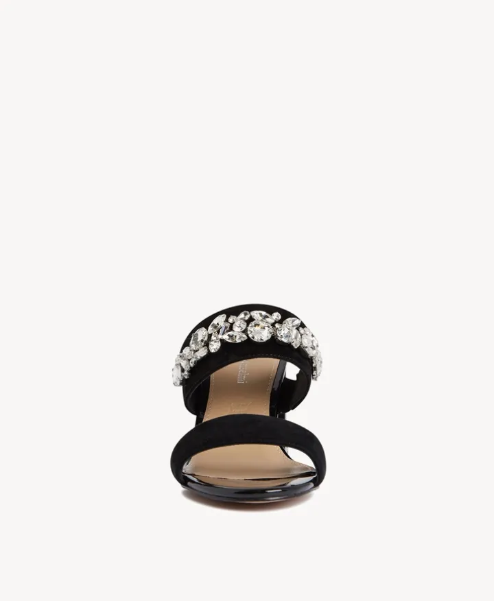 Stormy Sandal