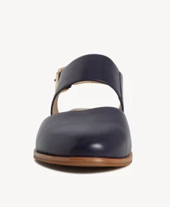 Tess Wide Flat