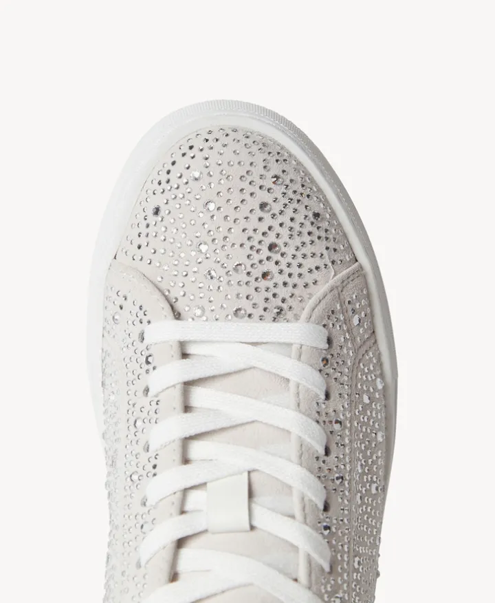 Vala Sneaker