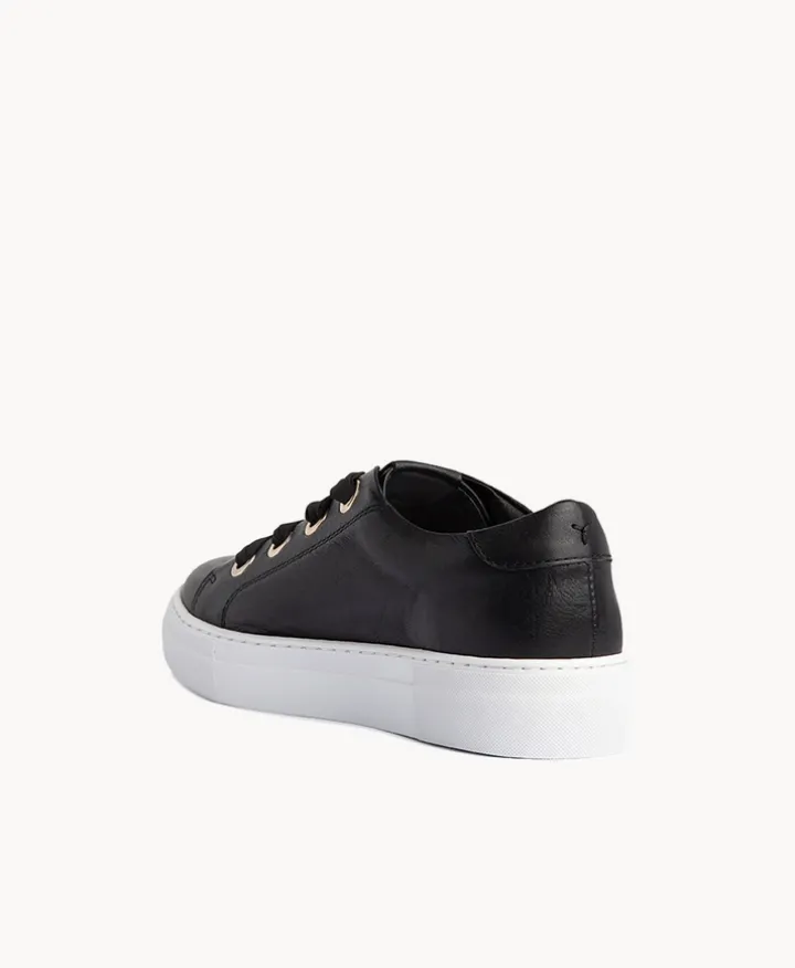 Vale Sneaker