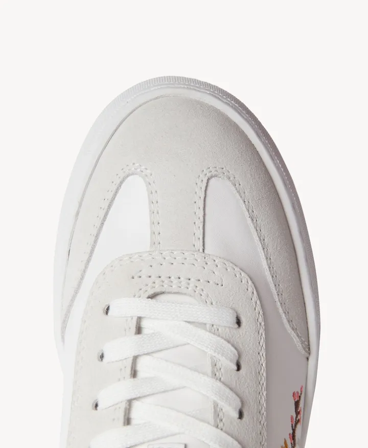 Vicki Sneaker