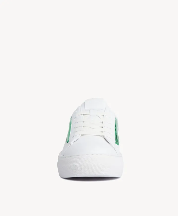 Voyage Sneaker